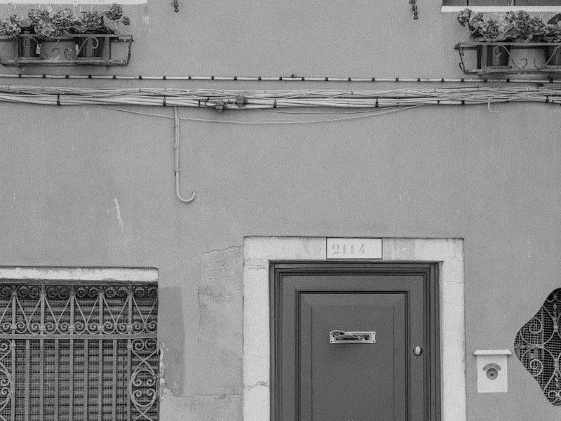 VJ Enterprises (VeJay) installation – Balcony doors